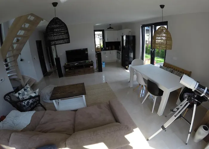 Ohana In 300 M From The * Pobierowo